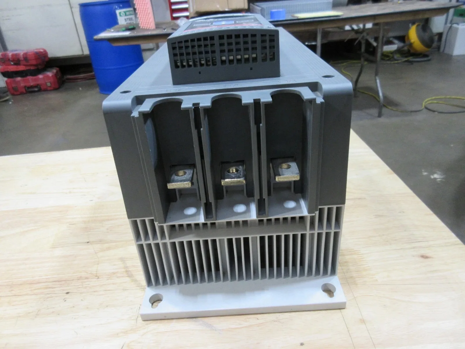 ABB PSE370-600-70-1 1SFA897115R7001 6