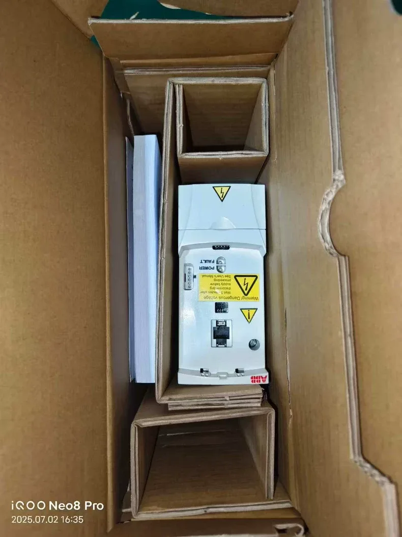 ABB frequency converter ACS350-01E-04A7-2