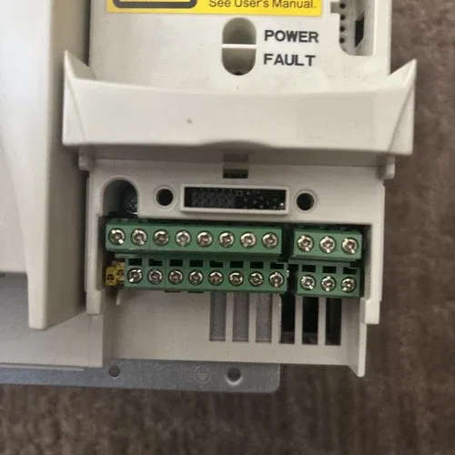 ABB ACS350-03U-15A6-4 ACS35003U15A64 HT 3