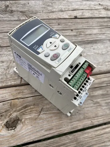 ABB ACS350-03U-04A1-4 Inverter 5