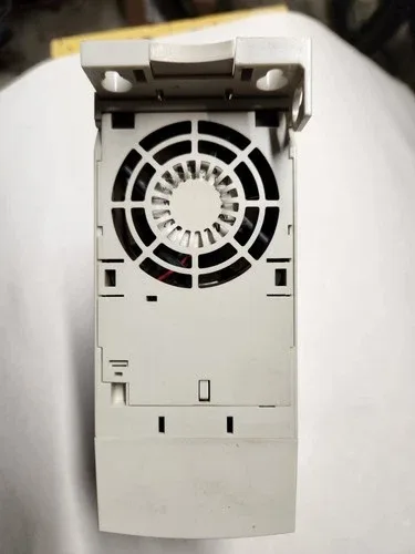 ABB ACS350-03U-04A7-2 4