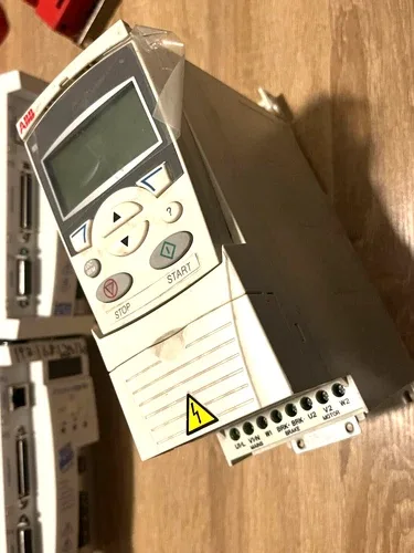 ABB ACS350-03U-02A4-2 5HP 230V 3 Phase Drive (STILL HAS PLASTIC COVER)