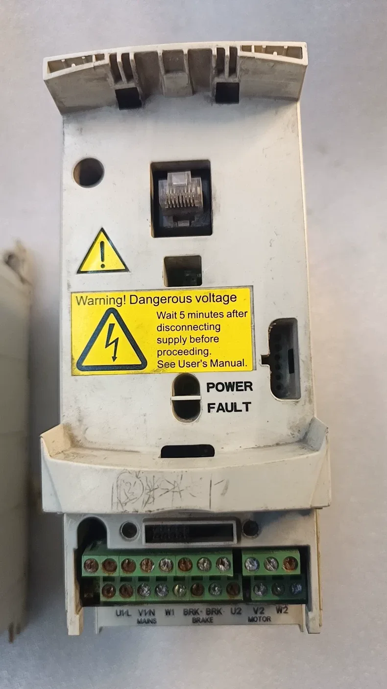 ABB inverter ACS350-03E-04A1-4 1.5kW/2HP 6