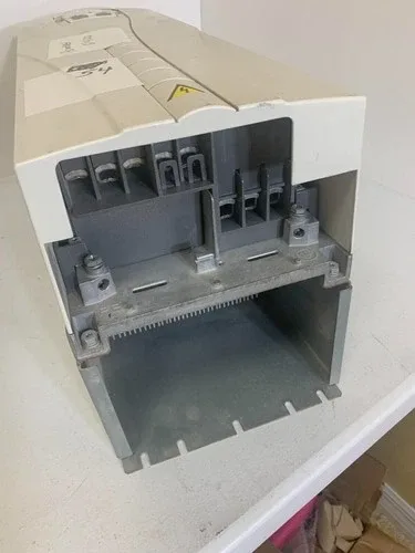 ABB ACH550-01-087A-4+B055 DRIVE With KEYPAD 54 55 3