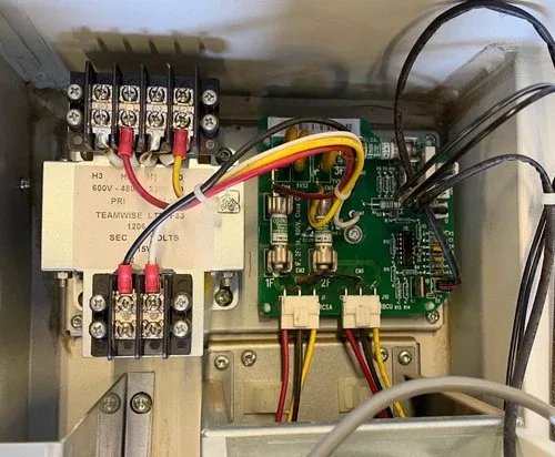 ABB ACH550-08A8-4+B058+F267 E-Clipse Bypass Drive 5.0 HP 4