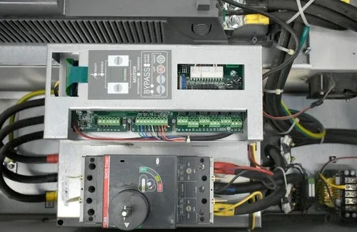 ABB ACH550-BC-180A-4+B055+K452 Variable Frequency Drive 350 HP 4