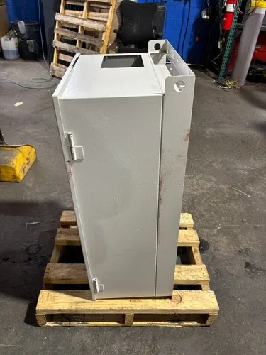 ABB / ACH550-BCR-038A-4+B055 / 25 HP / 380-480V / Variable Frequency Drive 3