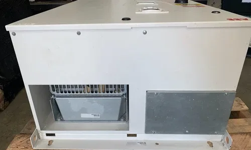 ABB HVAC Drive with Bypass 125 HP 380-480 VAC 157 A (ACH550-BCR-157A-4) 2