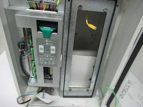 ABB ACH550-BD-011A-6+B055 AC Drive 3Ph 48-63Hz 500-600VAC 11A AS IS 3