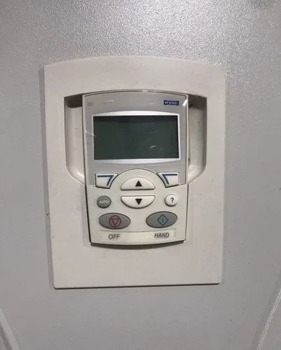 ABB HOUSTON ACH550-BD-125A-4 VARIABLE FREQUENCY DRIVE 124 A 75KW 480V 3