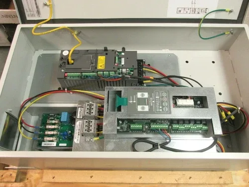 ABB Auto By-Pass Transfer Switch 3Hp Cat ACH550-BD06A9-4+E213 WHS-2-06 4