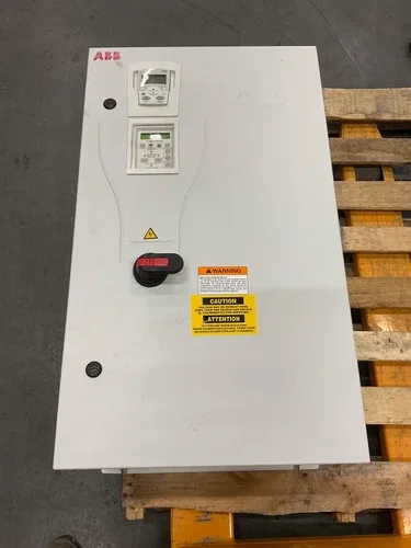 ABB ACH550-BDR-072A-4 3PH 380-480VAC 48-63HZ 72A VFD AC Drive