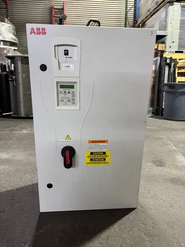 ABB / ACH550-BVR-072A-4+B055 / HP 50 / 380-460V / Variable Frequency Drive