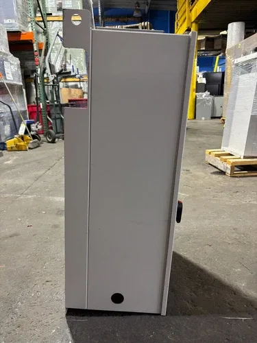 ABB / ACH550-BVR-072A-4+B055 / HP 50 / 380-460V / Variable Frequency Drive 3