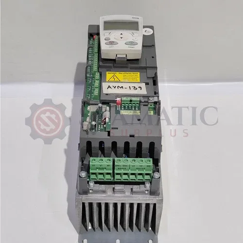 ABB AC DRIVE ACH550-CARUH-012A-2+N2006+X155 3HP 12A 600VAC AVM 139