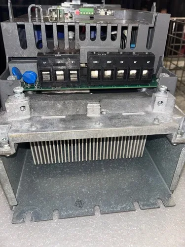 ABB HK30WA357 Frequency Drive ACH550-CARUH-046A-2+N2006+X1558 3PH 208-240 46.2A 3