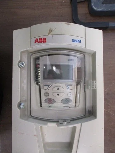 ABB ACH550 AC Drive with Disconnect ACH550-PCR-015A-4+B055+K452 10HP 3Ph with Keypad 2