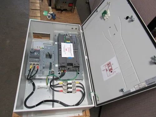 ABB DRIVE ACH550-PCR-125A-4 3PH 380-480VAC 100 HP 3