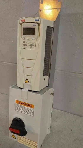 ABB 3HP VFD 480 VAC 6.9 Amp ACH550-PD-06A9-4 (108950) 2