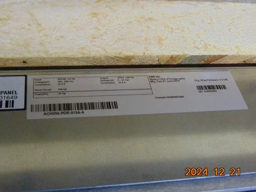 ABB ACH550 AC Drive with Disconnect ACH550-PDR-015 3