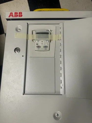 ABB 7.5HP Drive Nema 3r with Disconnect ACH550-PDR-024A-2+B058 208V 3PH 30AMP 4