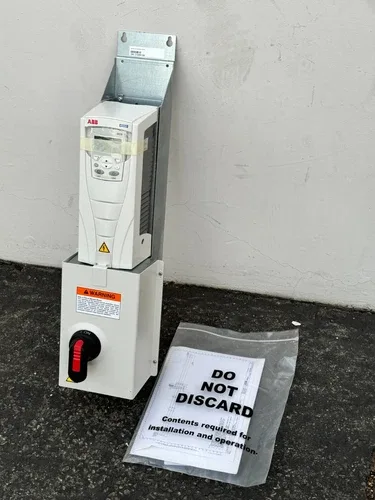 ABB ACH550-PDR-08A8-4+E213+K466 Packaged HVAC Drive 5HP 480V AC Disconnect 4
