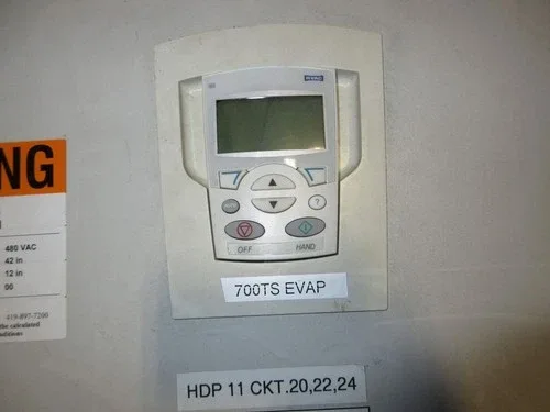 ABB ACH550 AC Drive ACH550-PDR-097A-4 75HP 3Ph with Keypad 4