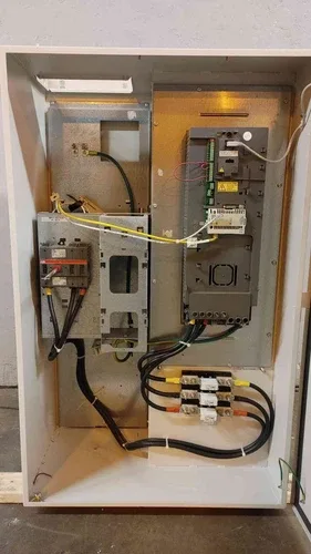 ABB Control VFD 3PH 480VAC 96A 75HP ACH550-PDR-097A-4+K466 (106375) 4
