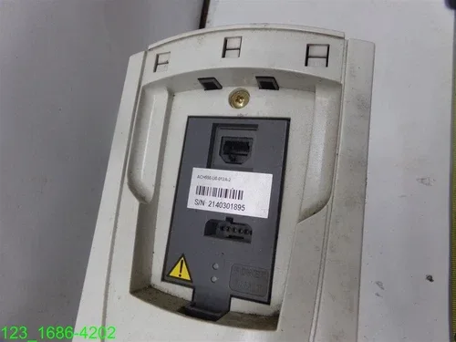ABB Missing Keypad VARIABLE FREQUENCY DRIVE ACH550-U0-012A-2 208-240V 2