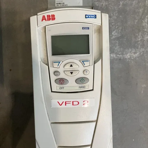 ABB ACH550-PDR-04A6-2 HVAC Drive 2