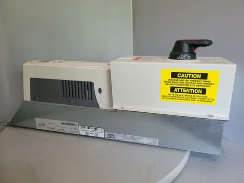 ABB ACH550-PDR-04A1-4 HVAC variable drive 2HP 1.5KW 380-480 V 4.1 Amps 3