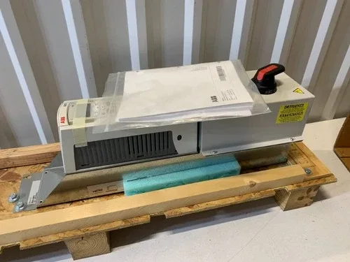 ABB ACH550-PCR-06A6-2 Drive 1.5HP 208-240V 6.6A