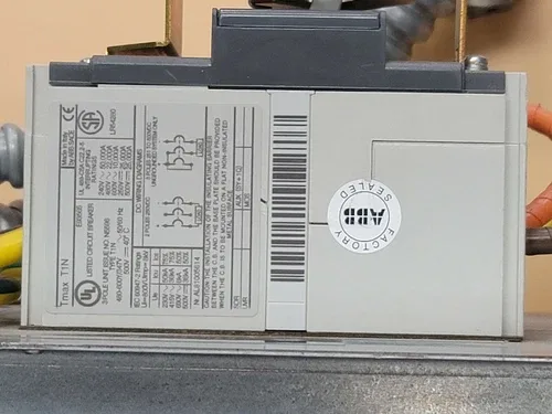 ABB ACH550-PCR-038A-4+B055 AC DRIVE 25HP 60AMP 3