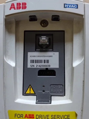 ABB ACH550-CARUH-015A-4+N2003 380/480 Vac 15.4 Amps Variable Frequency Drive 3