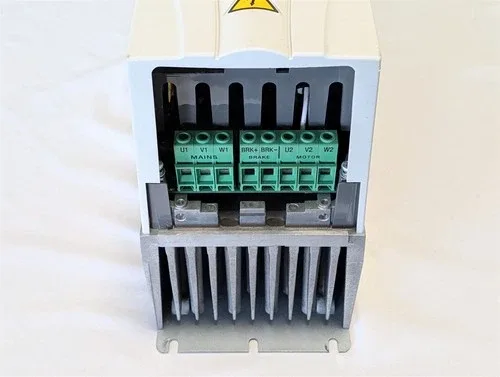ABB ACH550 VFD AC Drive ACH550-CARUH-012A-2 Carrier HK30WA001 3HP 12A 230V 3