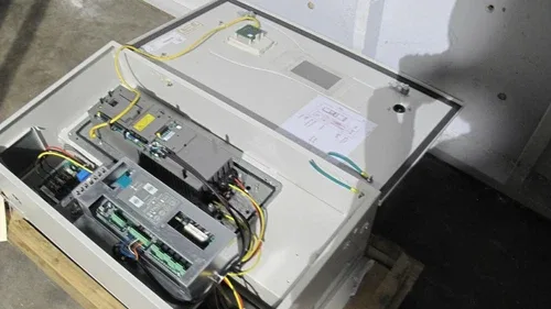 ABB HVAC Variable Freq Dr 10Hp By-Pass Cat ACH550-BD-015A-4 YB-001 4