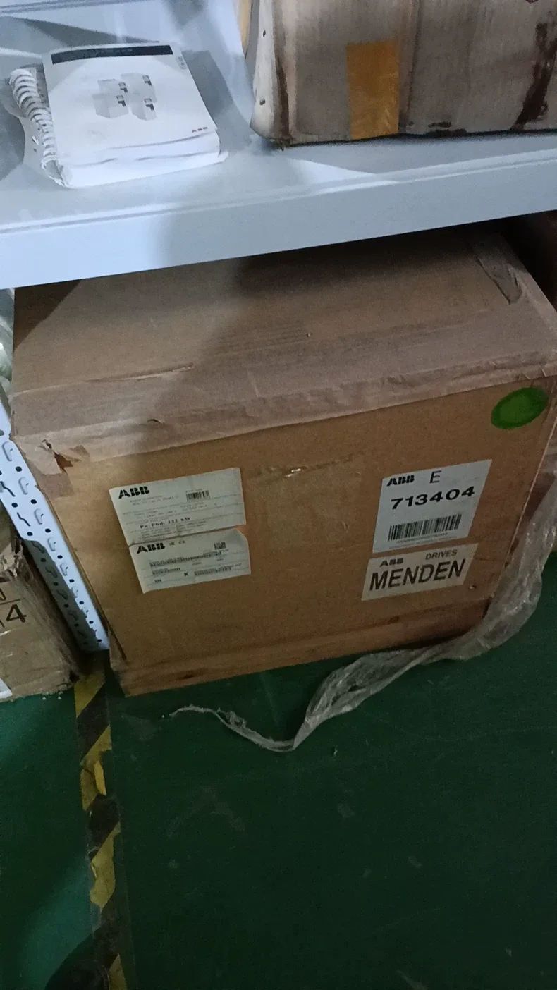 ABB INVERER ACH550-01-246A-4+B055 3