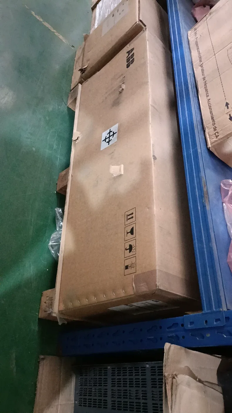 ABB INVERER ACH550-01-246A-4+B055 4