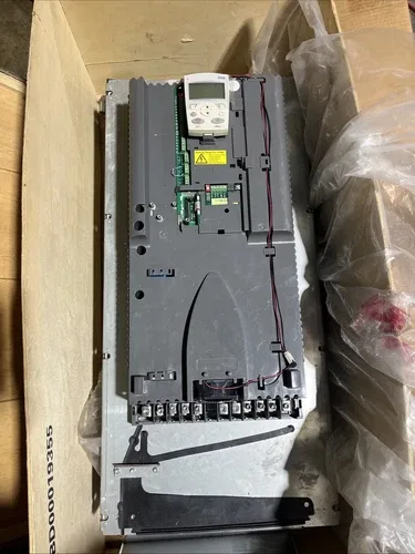 ABB ACH550-01-125A-4+B055 frequency converter