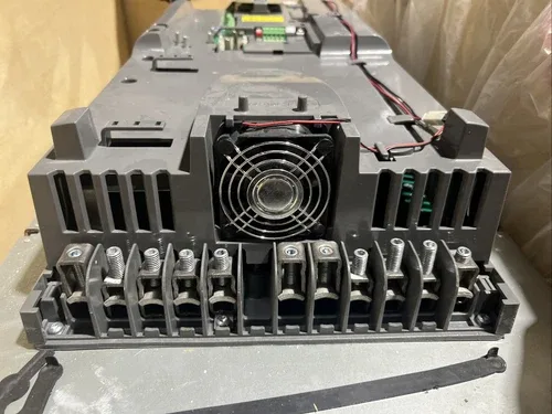 ABB ACH550-01-125A-4+B055 frequency converter 3
