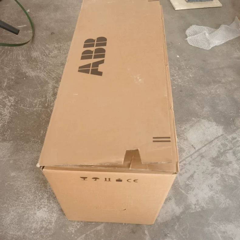 ABB ACH550-01-078A-4 frequency converter 3