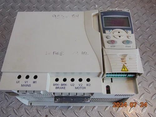 ABB ACS350-03U-31A0-4 20HP AC DRIVE w KEYPAD