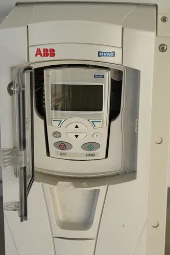 ABB ACH550-UH-012A-2+B055 Inverter 4