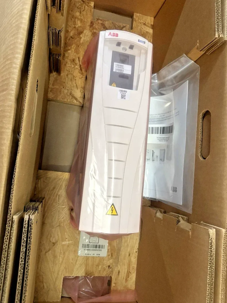 ABB ACH550-UH-024A-2 Variable Frequency Drive 2