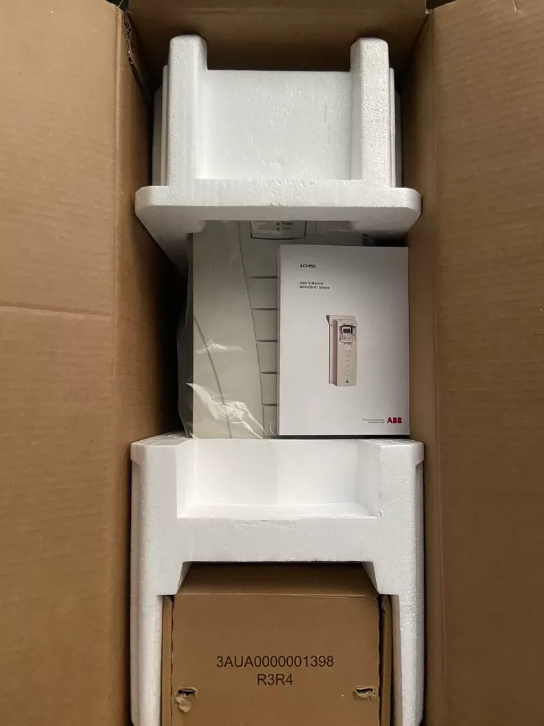 ABB ACH550-UH-031A-4 Frequency Converter 3