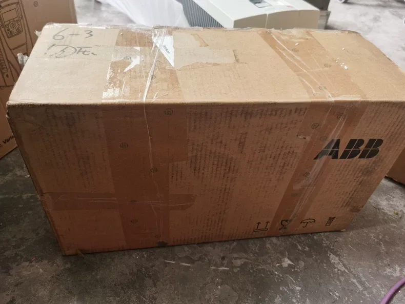 ABB ACH550-UH-045A-4 22KW Frequency converter 2