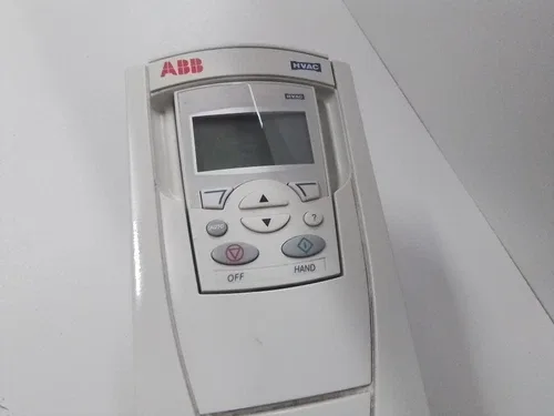 ABB ACH550 AC Drive with Bypass ACH550-VDR-012A-4 7.5HP 3Ph 480 12A Disconnect 3