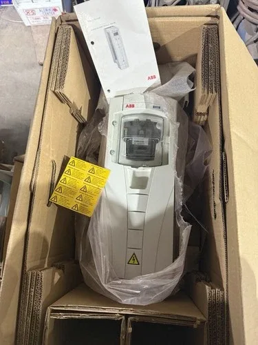 ABB Frequency converter ACH550-UH-04A1+B055