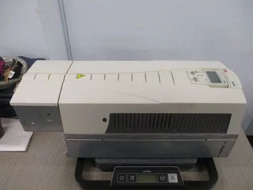 ABB ACH550 AC Drive ACH550-UH-059A-2 20HP/10HP Input 3PH 48-63Hz 208-240VAC 3