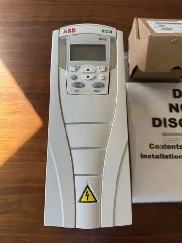 ABB ACH550-UH-07A5-2 HVAC Variable Frequency Drive VFD 208/240V 3PH with Keypad 2